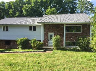 607 Corbley Rd, Rossville, GA 30741