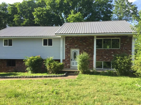 607 Corbley Rd, Rossville, GA 30741