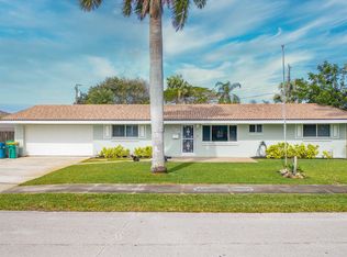 590 Cinnamon Dr, Satellite Beach, FL 32937