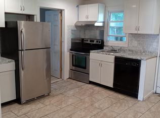 45 5th St, Derby, CT 06418