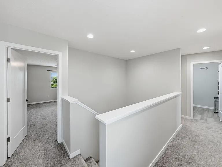 959 Titan Dr — Photo 16