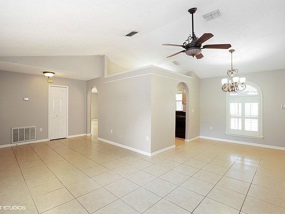 2nd image of 14559 Greydale Cir