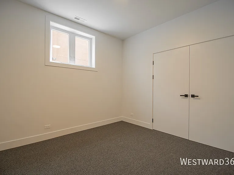 2042 W Washington Blvd #1E — Photo 23