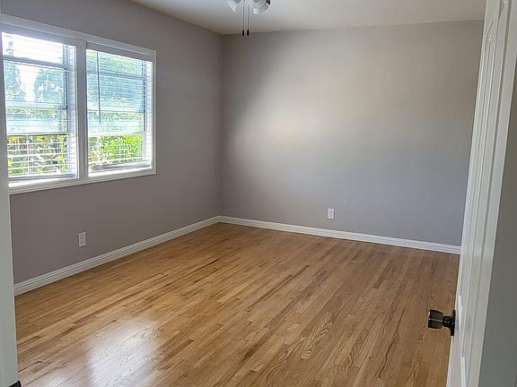 5th image of 6919 San Luis Ave
