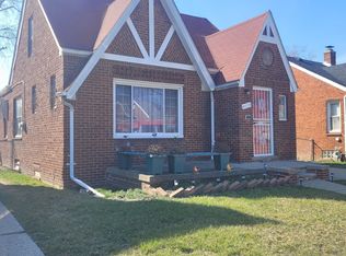 9959 Lauder St, Detroit, MI 48227