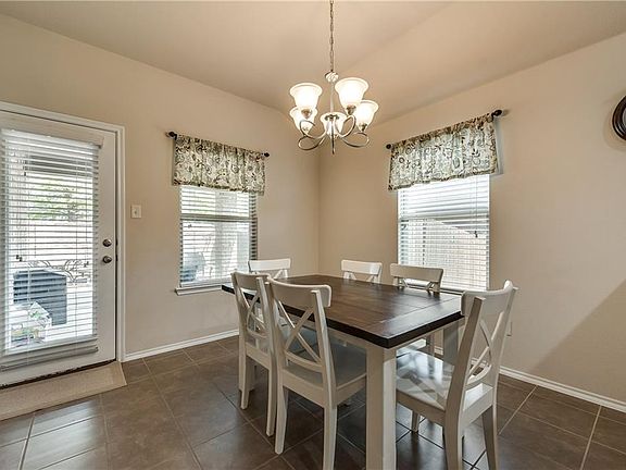 5th image of 3818 White Summit Ln