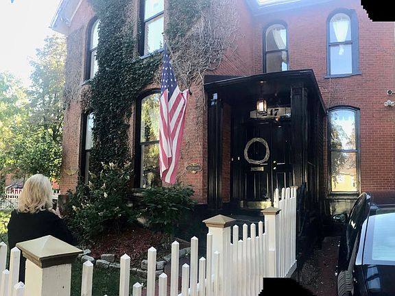 2nd image of 247 Georgia St #1