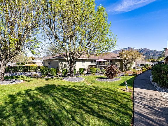 3rd image of 7409 Oakmont Drive