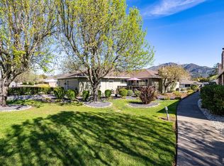 7409 Oakmont Drive, Santa Rosa, CA 95409