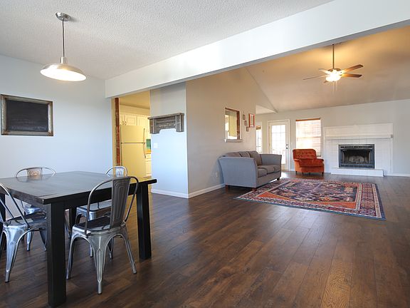 3rd image of 10332 N Highway 265