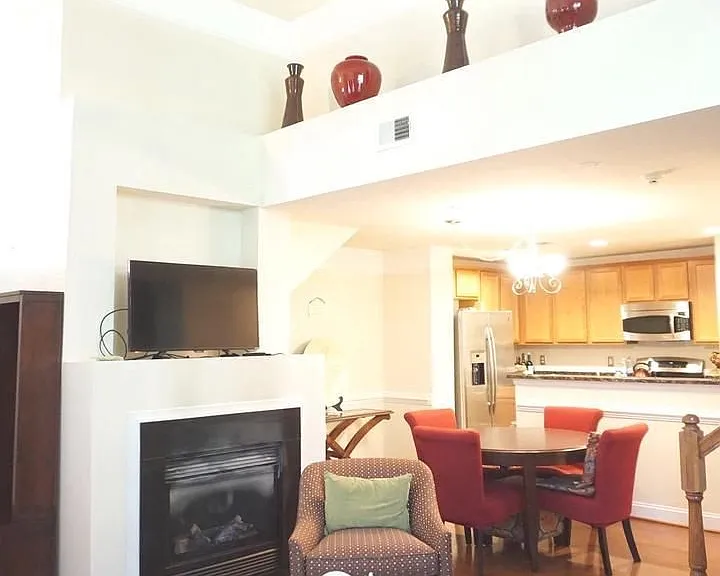 901 Pine Forest Ln — Photo 7