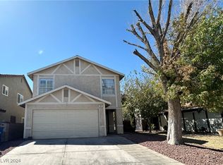 3875 Steinbeck Dr, Las Vegas, NV 89115