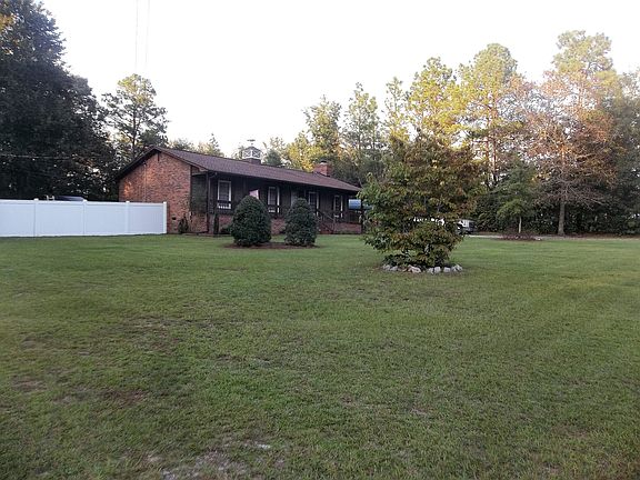 4th image of 1011 Woodland Dr