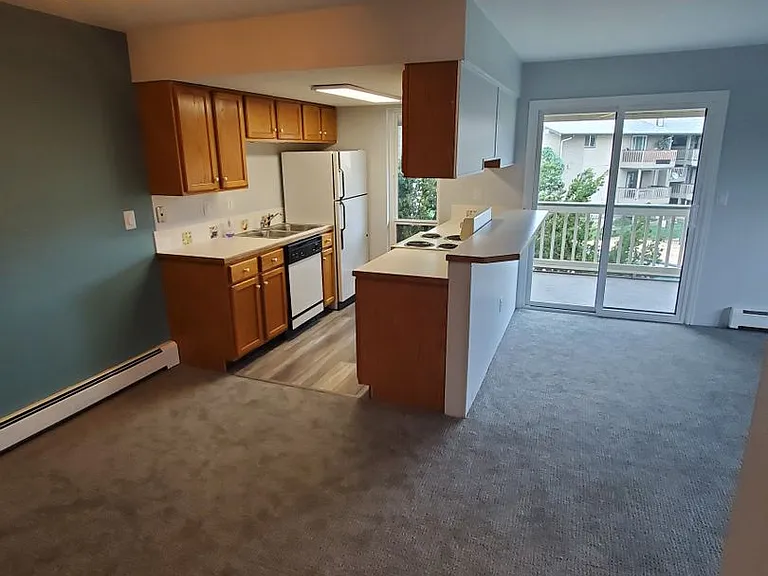 645 Manhattan Pl #307 — Photo 13