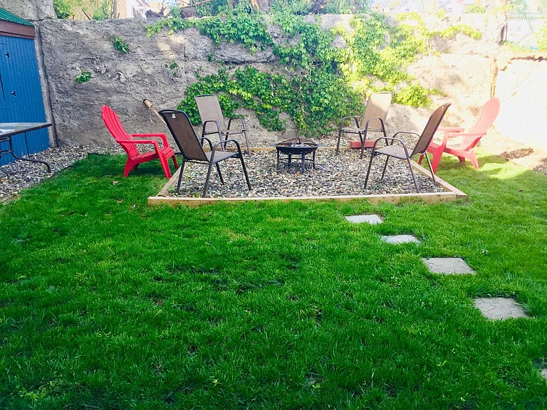 261 Morris St #1 — Photo 4