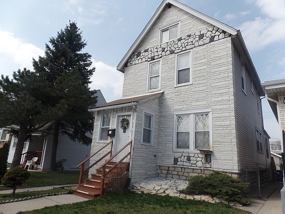 2nd image of 5128 W 25th Pl