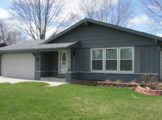 9331 S 35th St, Franklin, WI 53132