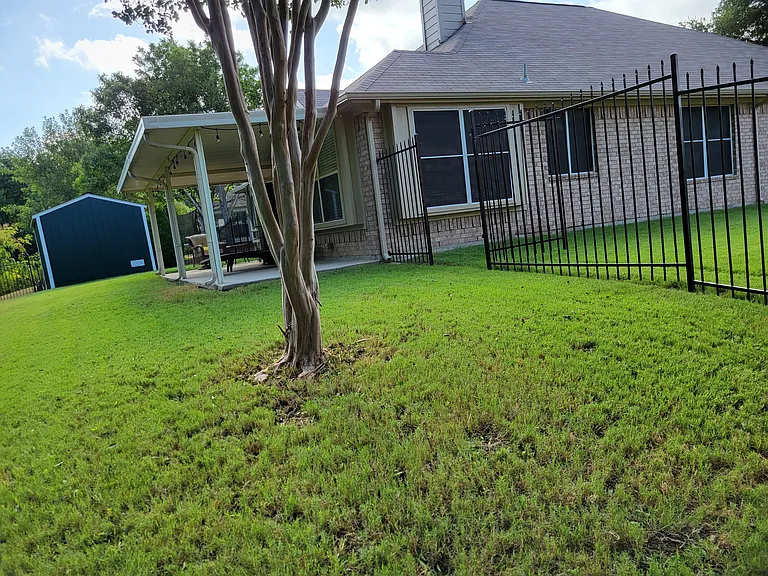 156 Pelican Cove Dr — Photo 2