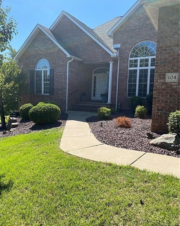 1st image of 104 Freedom Dr