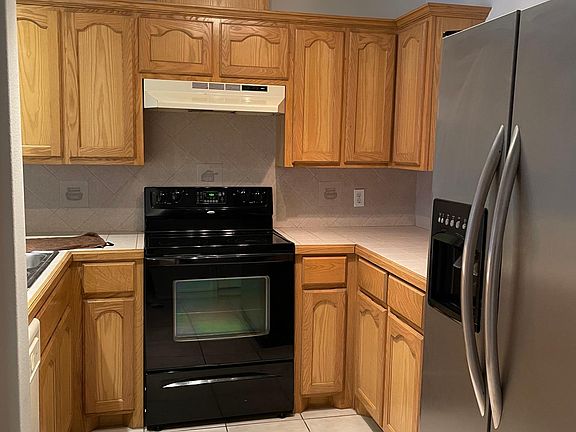 3rd image of 1319 Jubilee Ave
