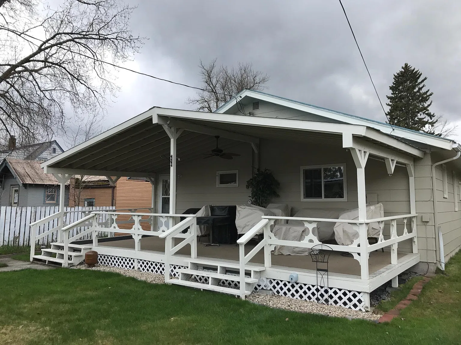2 bed, 1278 sqft, $2,300 — Photo 3