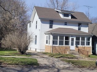 1408 Deyo St, Jackson, MI 49203