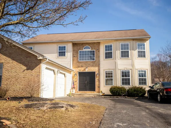 11 Hardwoods Dr, Pataskala, OH 43062