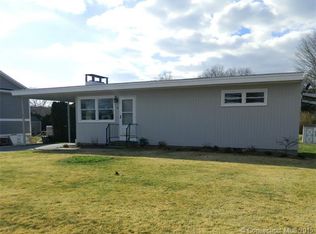 18 Race Rock Rd, Waterford, CT 06385