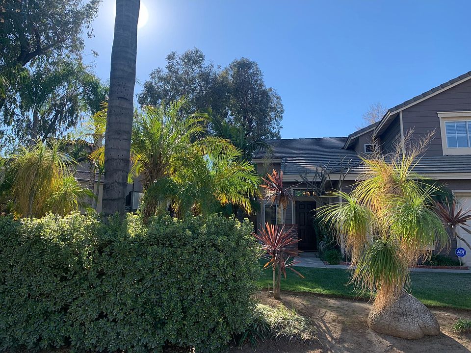 1st image of 608 Avondale Dr