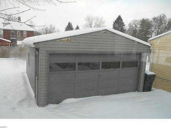 4th image of 423 E Hopocan Ave