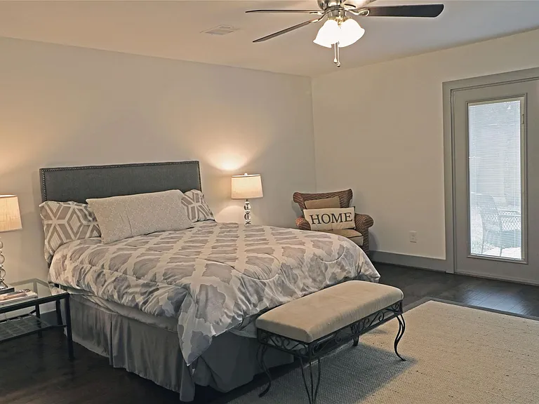 5527 Valkeith Dr — Photo 17