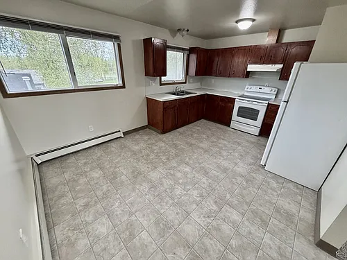 821 N Hoyt St #6 Photo 1