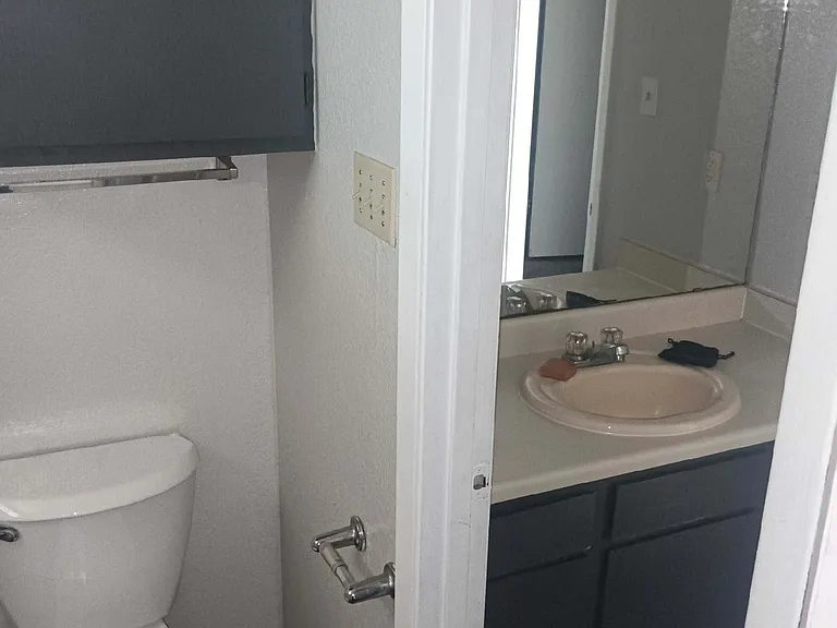 9602 Sugar Hill Dr #B — Photo 5