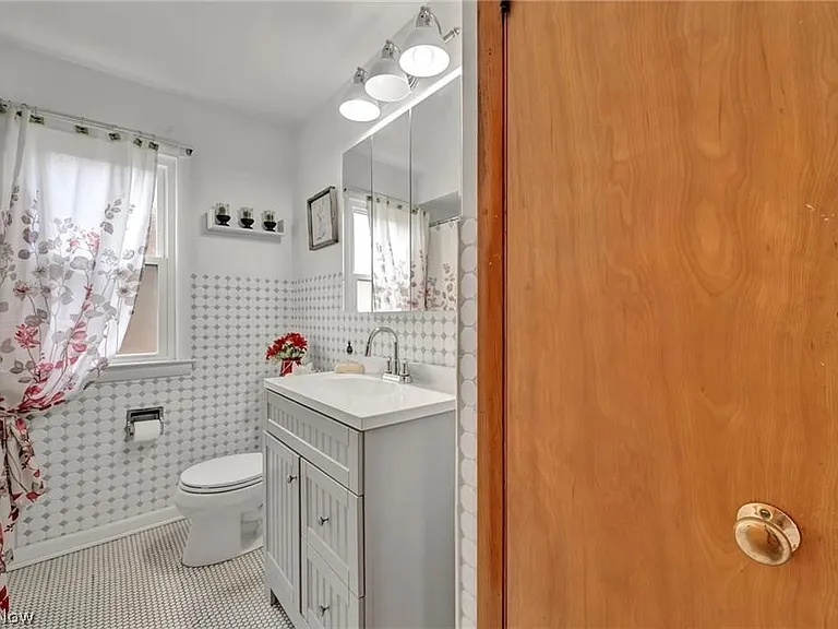 9309 Garfield Blvd #1 — Photo 8
