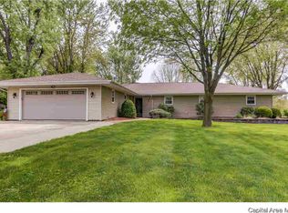 7880 Gooseberry Hill Dr, Springfield, IL 62707