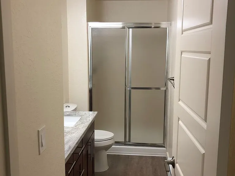 8732 Phinney Ave N #B1 — Photo 28