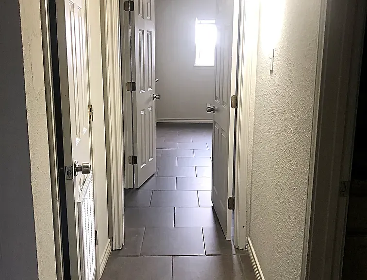 6090 Alpine Cir #5 — Photo 8