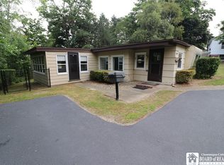 15 Henry St, Silver Creek, NY