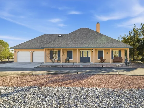 261 E Harris Farm Rd, Pahrump, NV 89060
