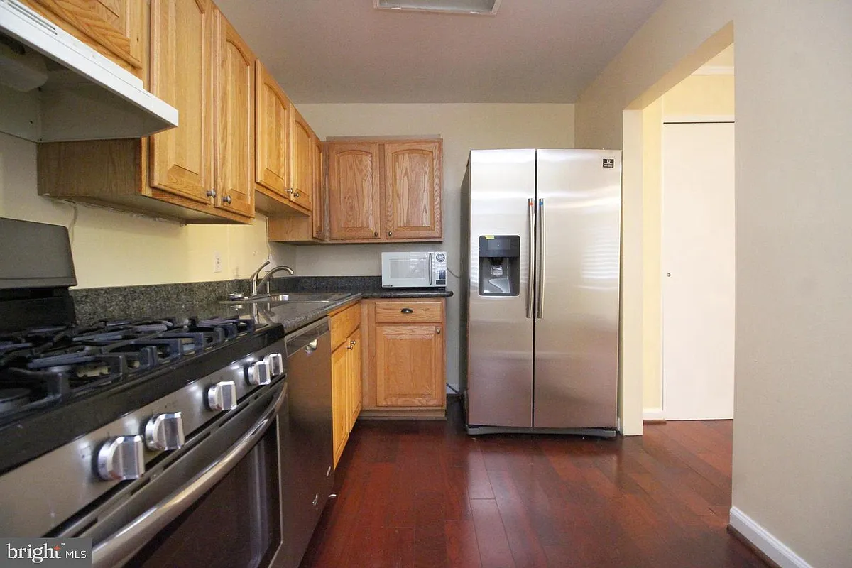 Building Photo - 4501 Arlington Blvd #202