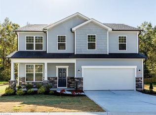 3542 Grandview Crossing Ln, Pfafftown, NC 27040