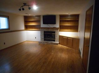 2678 W Parkmoor Ct, Appleton, WI 54914