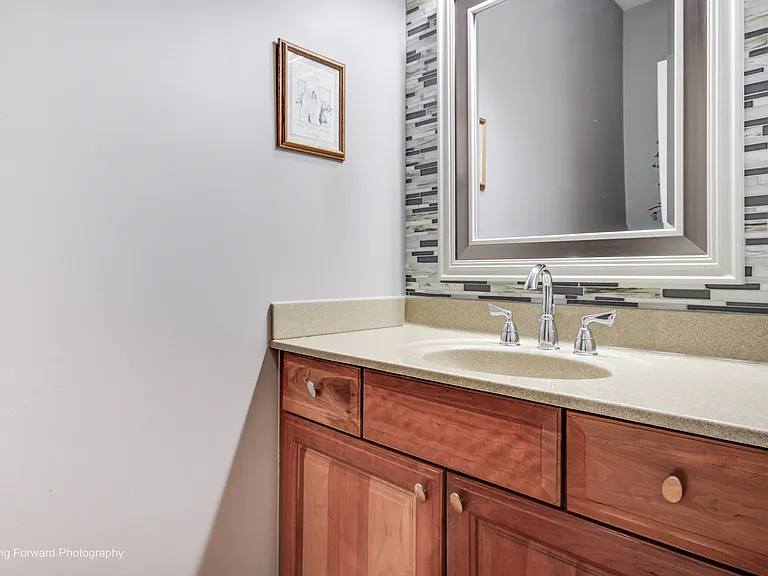 24833 Winterberry Ln — Photo 8