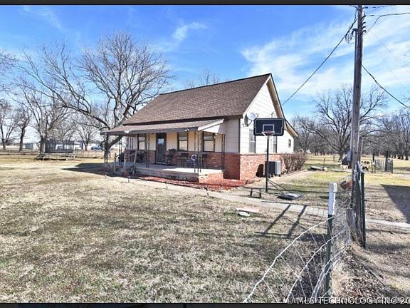 3rd image of 17405 S Garnett Rd