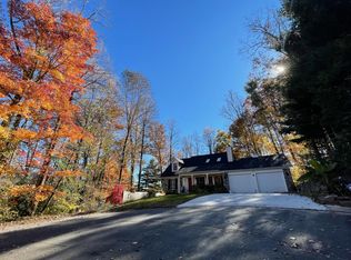 304 Jennifer Ln, Asheville, NC 28803