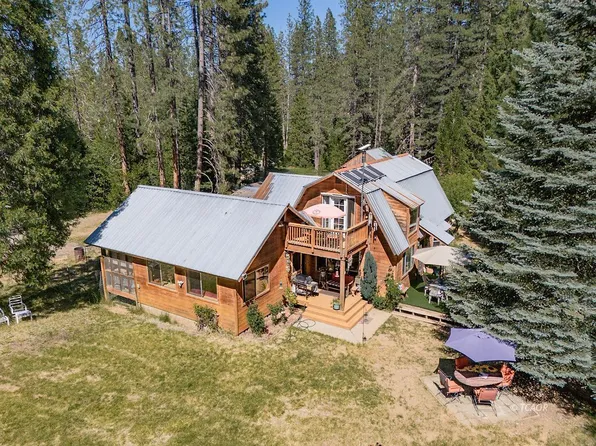 761 & 691 Gratten Flat Rd, Trinity Center, CA 96091