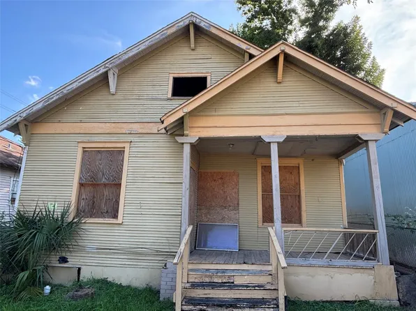 1916 Everett St, Houston, TX 77009