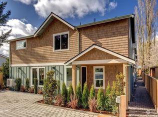 1019 6th St #1, Kirkland, WA 98033