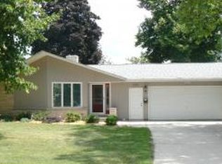 3307 S Webster Ave, Green Bay, WI 54301