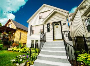 5919 W Walton St, Chicago, IL 60651